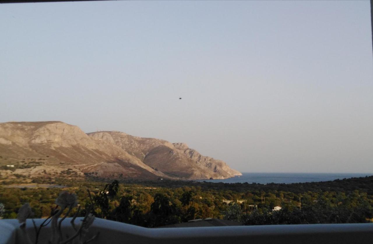 Tilos Island House * Megálon Choríon